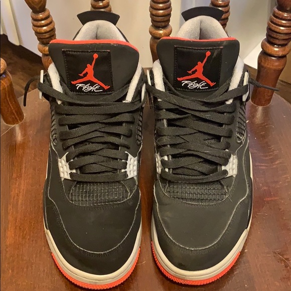 bred 4s size 9.5